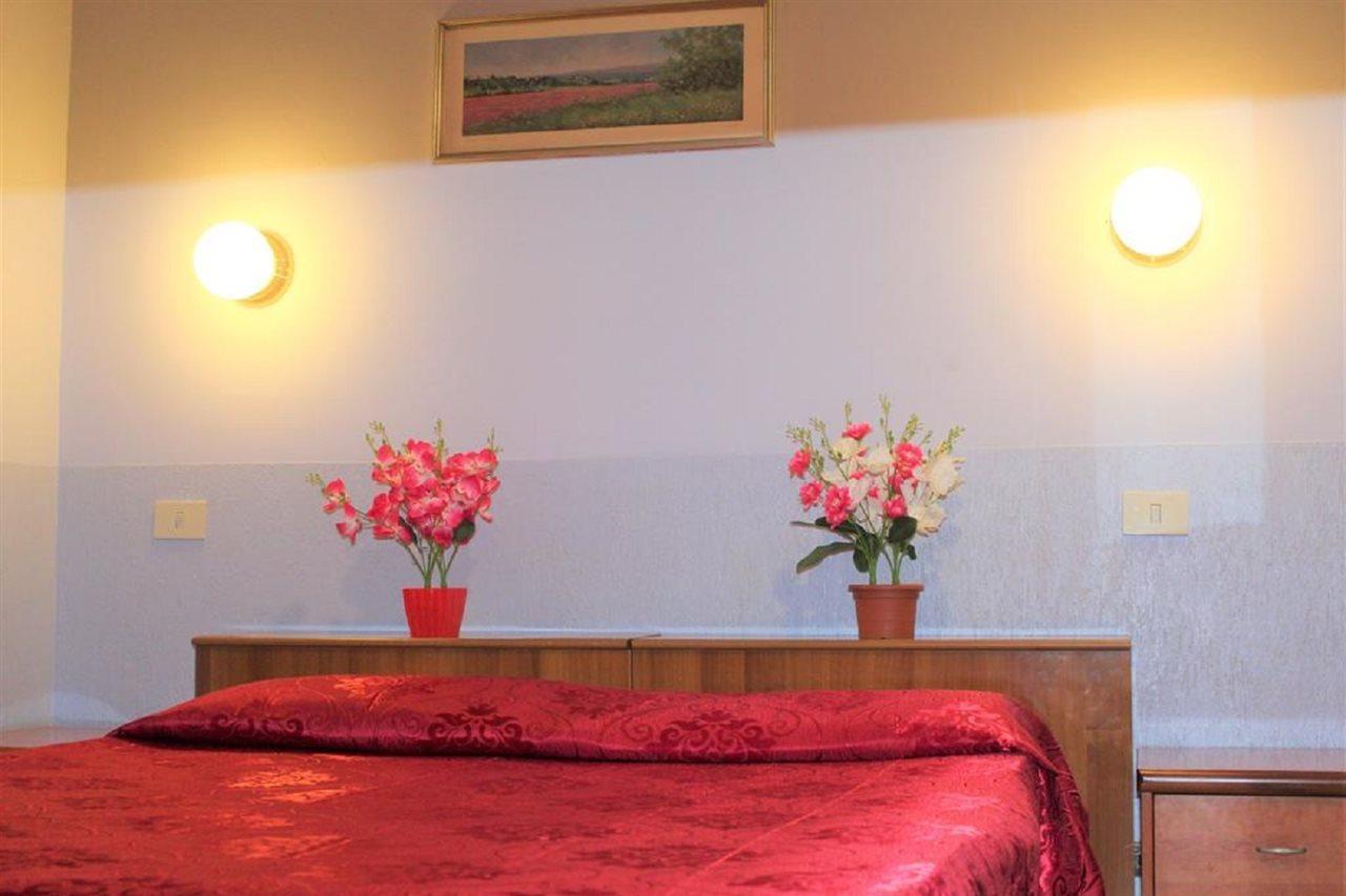 Hotel Eurorooms Rome Buitenkant foto